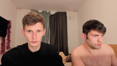 Snapshot of kevin_hornyyy chatting on 09/20/25, 05:47 kevin online show from 09/20/25, 05:47