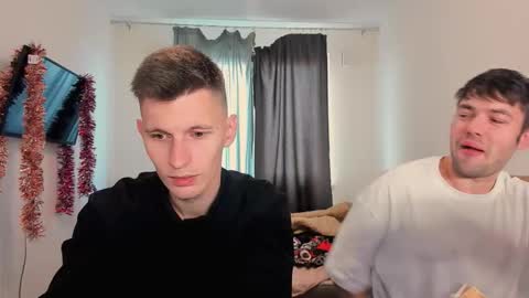 Snapshot of kevin_hornyyy chatting on 09/23/25, 05:21 kevin online show from 09/23/25, 05:21