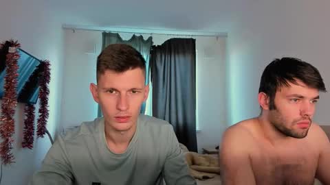 Snapshot of kevin_hornyyy chatting on 09/27/25, 06:07 kevin online show from 09/27/25, 06:07