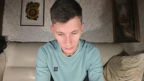 Snapshot of kevin_hornyyy chatting on 10/06/25, 06:44 kevin online show from 10/06/25, 06:44