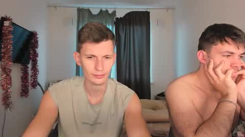 Snapshot of kevin_hornyyy chatting on 10/07/25, 05:04 kevin online show from 10/07/25, 05:04