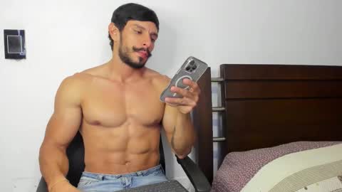 kevin_malone22 online show from 11/17/25, 10:59