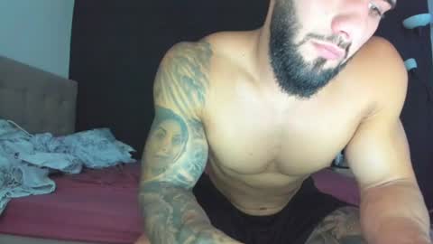 Snapshot of kevin_muscle1 chatting on 07/23/26, 09:18 Kevin online show from 07/23/26, 09:18