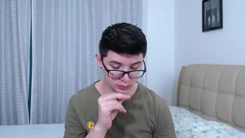 Kevin online show from 10/04/25, 01:58