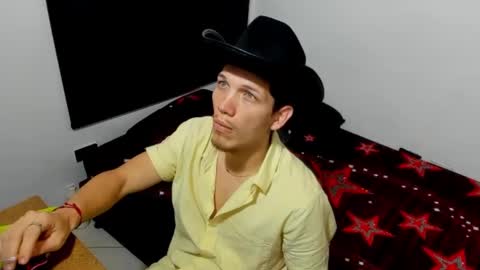 Snapshot of kevinkewma chatting on 10/25/25, 12:23 kevinkewma online show from 10/25/25, 12:23