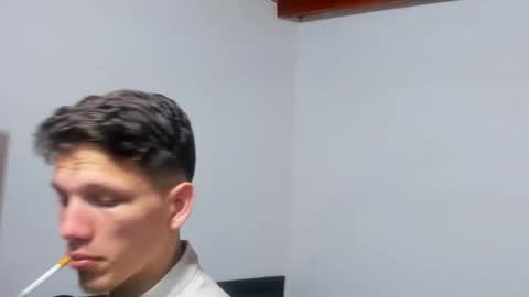 Snapshot of kevinkewma chatting on 12/04/25, 10:35 kevinkewma online show from 12/04/25, 10:35