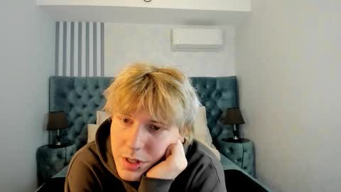 Kevin online show from 10/22/25, 02:39