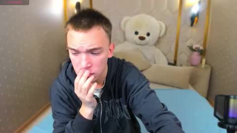 Kevin online show from 10/30/25, 12:17