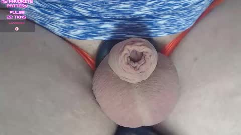 Snapshot of kevintyler69 chatting on 10/13/25, 04:18 Kevin online show from 10/13/25, 04:18