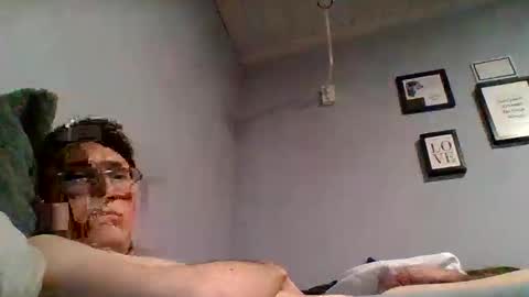 Snapshot of kevkev_01 chatting on 03/31/26, 12:34 kevkev_01 online show from 03/31/26, 12:34