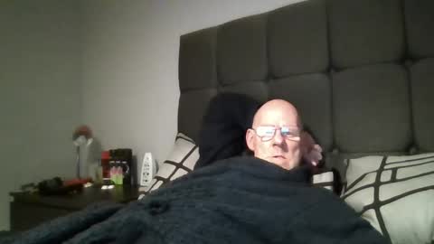 Snapshot of kevlooking4sez chatting on 01/19/25, 11:21 kevlooking4sez online show from 01/19/25, 11:21