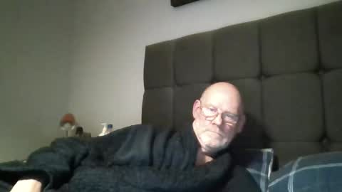 kevlooking4sez online show from 01/17/26, 12:37