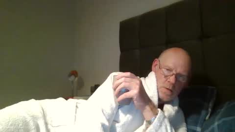 kevlooking4sez online show from 03/31/26, 10:32