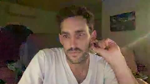 Snapshot of kevs363 chatting on 02/06/25, 02:00 kevs363 online show from 02/06/25, 02:00