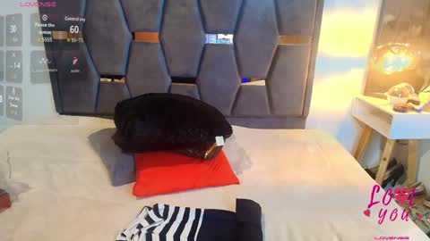 Snapshot of keyla_brunette_ chatting on 05/16/26, 12:40 KEYLA BRUNETTE online show from 05/16/26, 12:40