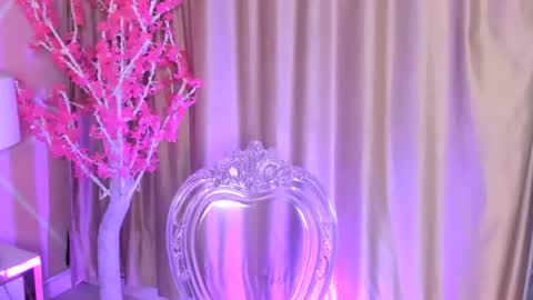 Keyla noa online show from 04/06/26, 11:22