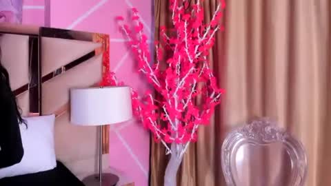 Keyla noa online show from 04/11/26, 11:25