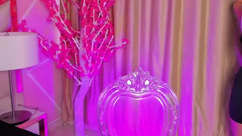 Snapshot of keyla_noa chatting on 07/15/26, 11:37 Keyla noa online show from 07/15/26, 11:37