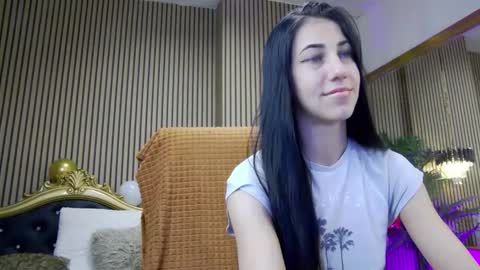 Snapshot of keylablair chatting on 02/14/25, 04:20 KeylaBlair online show from 02/14/25, 04:20