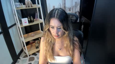 Snapshot of keylakim chatting on 12/16/24, 01:11 Keyla Kim online show from 12/16/24, 01:11