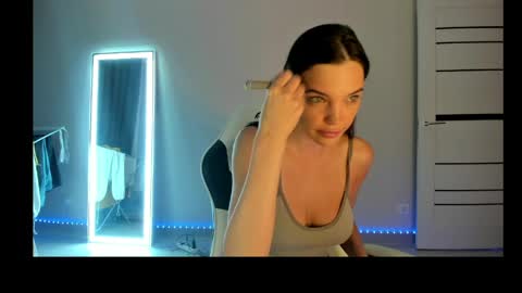 Snapshot of keyli_ink chatting on 05/13/26, 08:01 Keyli online show from 05/13/26, 08:01