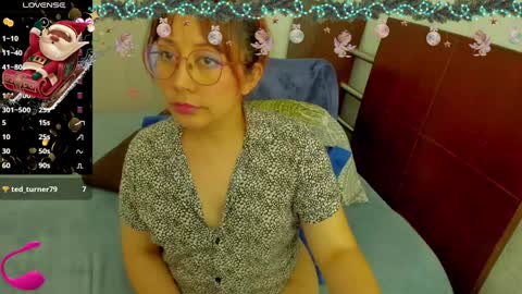 Danna Sofia online show from 12/17/24, 01:18