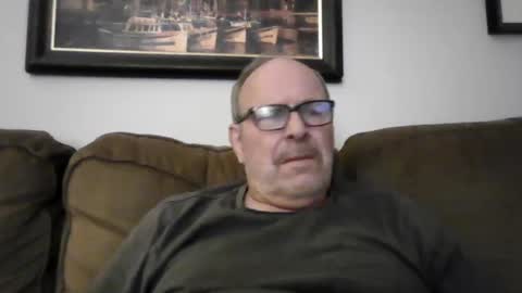 Kent online show from 10/17/25, 03:20