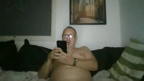 Snapshot of kghot78 chatting on 12/23/24, 02:35 kghot78 online show from 12/23/24, 02:35