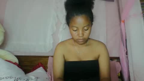 khaissa online show from 04/25/26, 10:51