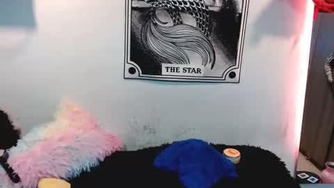 khaleesy online show from 11/19/25, 10:32