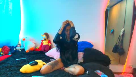 khaleesy online show from 05/21/26, 06:37