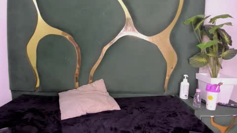 khalyht online show from 04/01/26, 01:41