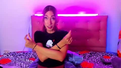 Snapshot of khandyz chatting on 01/20/25, 06:43 Khandyz online show from 01/20/25, 06:43