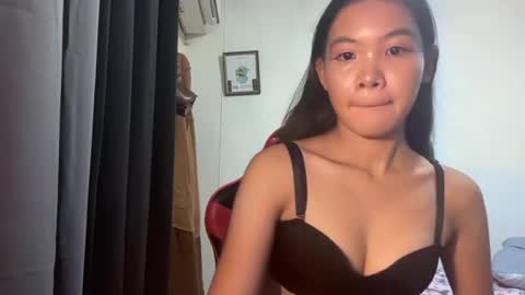 Snapshot of khang220 chatting on 07/17/26, 11:17 khang220 online show from 07/17/26, 11:17