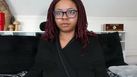 Khaya online show from 01/19/26, 04:16