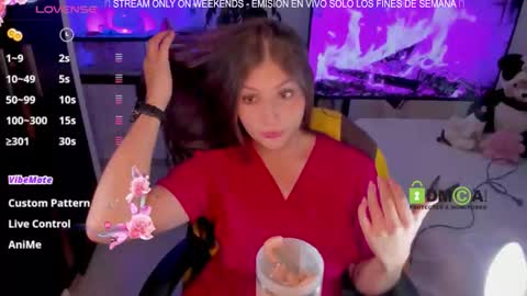 Khi.  online show from 11/23/25, 01:05