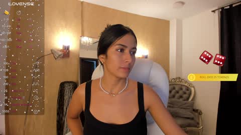 Snapshot of khloe_houston chatting on 01/17/25, 01:03 Khloe online show from 01/17/25, 01:03