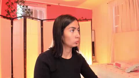 Snapshot of khloe_houston chatting on 11/01/25, 12:51 Khloe online show from 11/01/25, 12:51