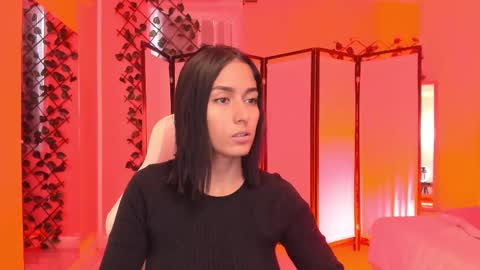 Snapshot of khloe_houston chatting on 11/27/25, 07:49 Khloe online show from 11/27/25, 07:49