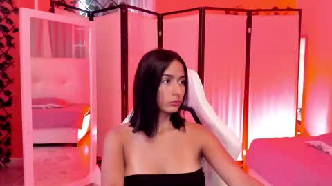 Snapshot of khloe_houston chatting on 12/20/25, 01:51 Khloe online show from 12/20/25, 01:51