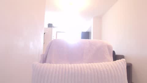 Khloe online show from 09/24/25, 10:51