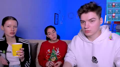 khloebeauty online show from 12/02/25, 08:15