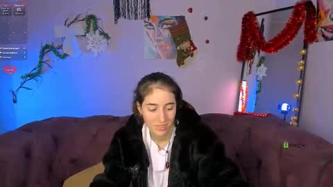 Snapshot of khloebeauty chatting on 01/05/26, 10:57 khloebeauty online show from 01/05/26, 10:57