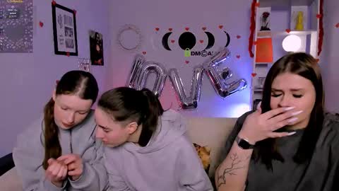 Snapshot of khloebeauty chatting on 02/10/26, 08:46 khloebeauty online show from 02/10/26, 08:46