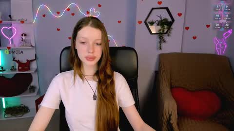 Snapshot of khloebeauty chatting on 05/07/26, 05:57 khloebeauty online show from 05/07/26, 05:57