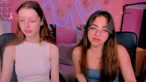 Snapshot of khloebeauty chatting on 06/01/26, 06:04 khloebeauty online show from 06/01/26, 06:04
