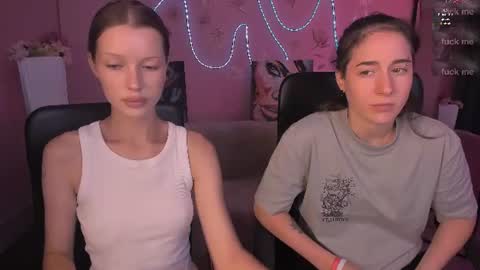 Snapshot of khloebeauty chatting on 07/26/26, 07:10 khloebeauty online show from 07/26/26, 07:10