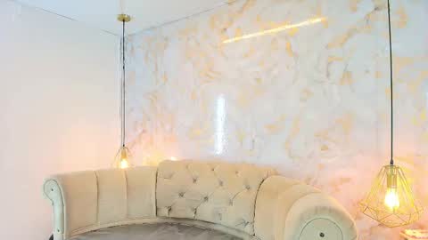 Snapshot of khloeblake chatting on 01/14/26, 05:02 Khloe online show from 01/14/26, 05:02