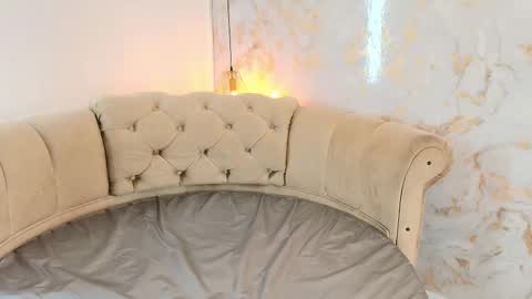 Snapshot of khloeblake chatting on 02/03/26, 05:05 Khloe online show from 02/03/26, 05:05