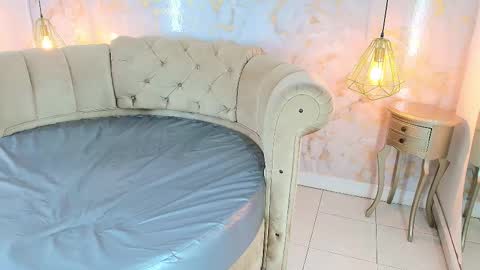 Snapshot of khloeblake chatting on 02/18/26, 05:14 Khloe online show from 02/18/26, 05:14